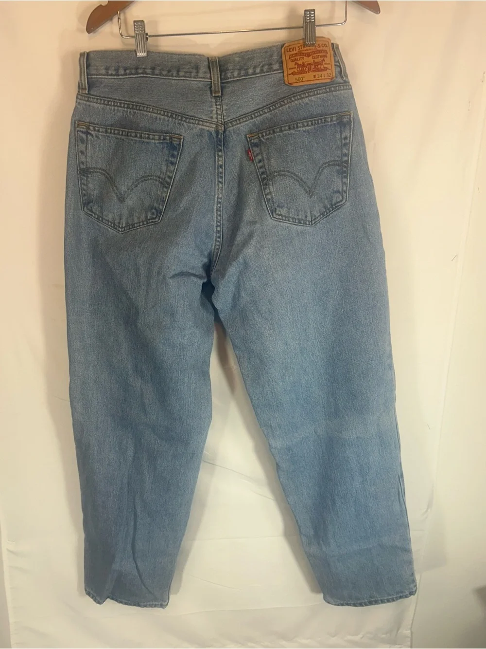 Levi's Comfort Fit Light Wash Jeans